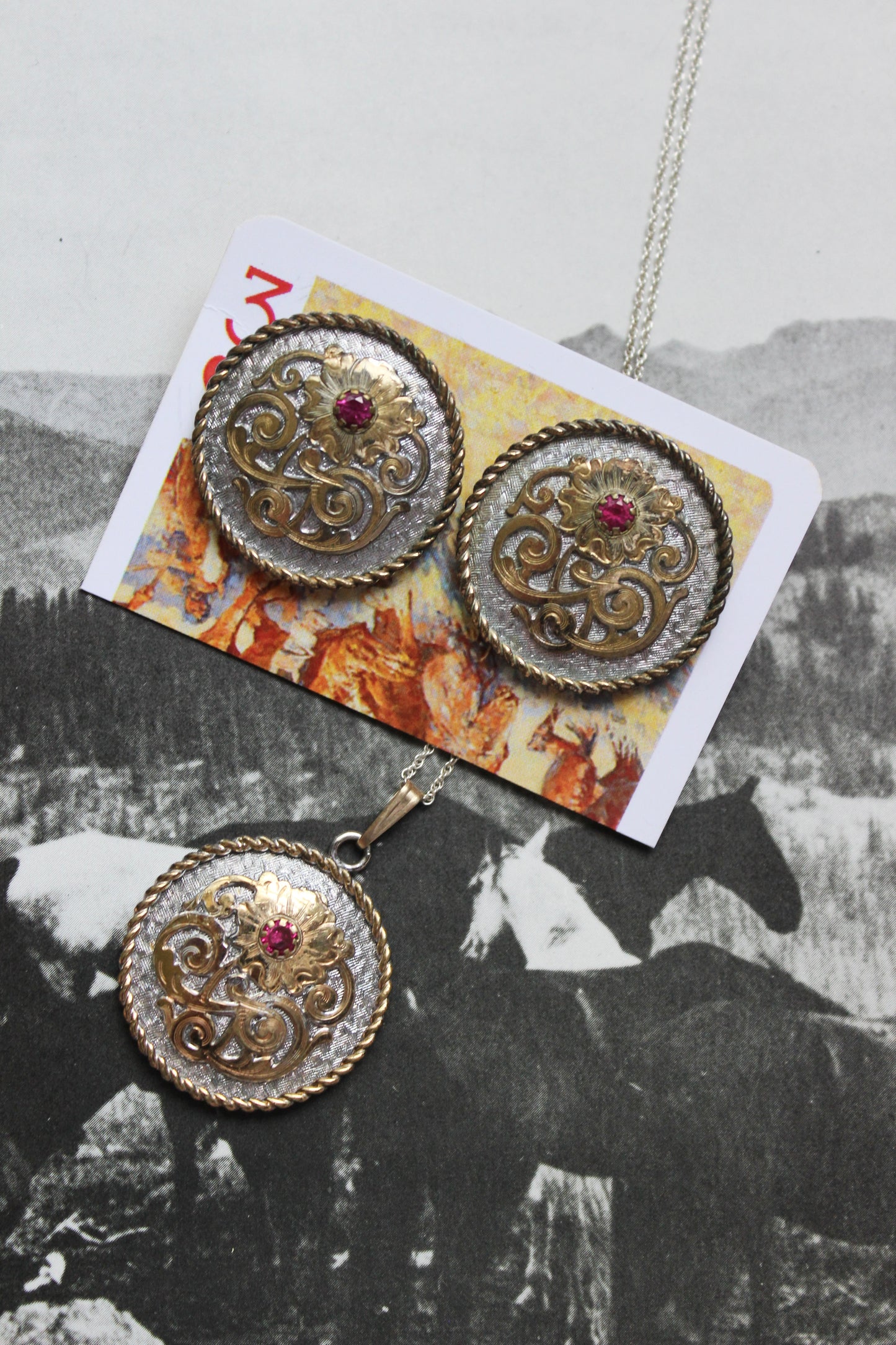 The Dorothy Pendant