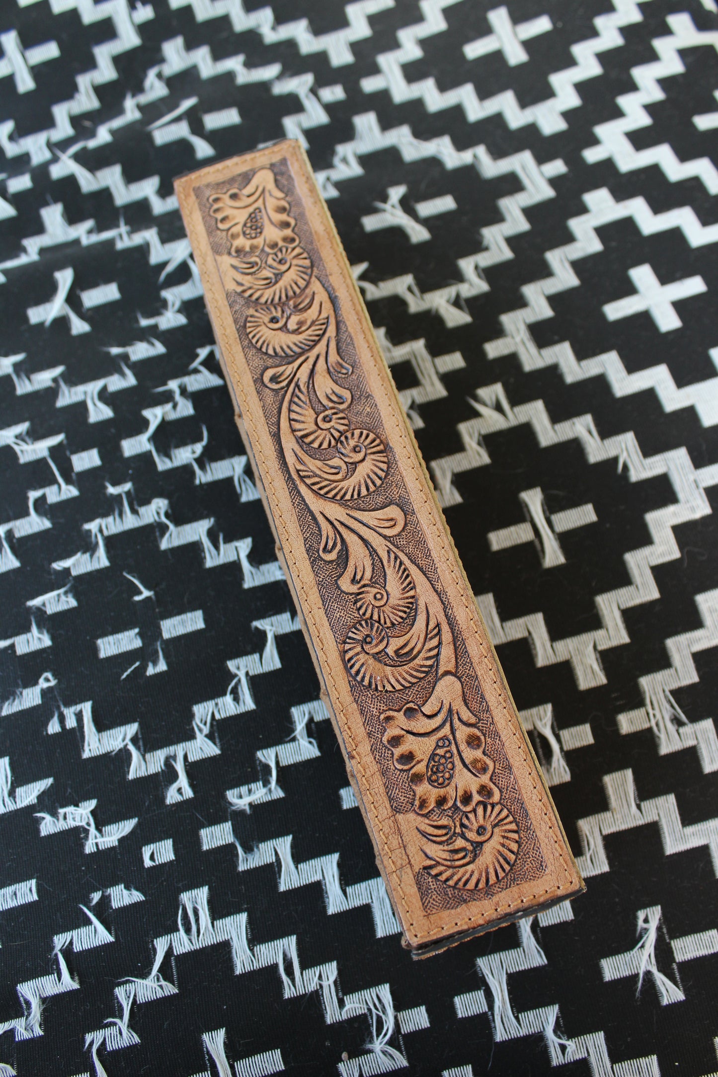 Large Cowhide Ring Holder